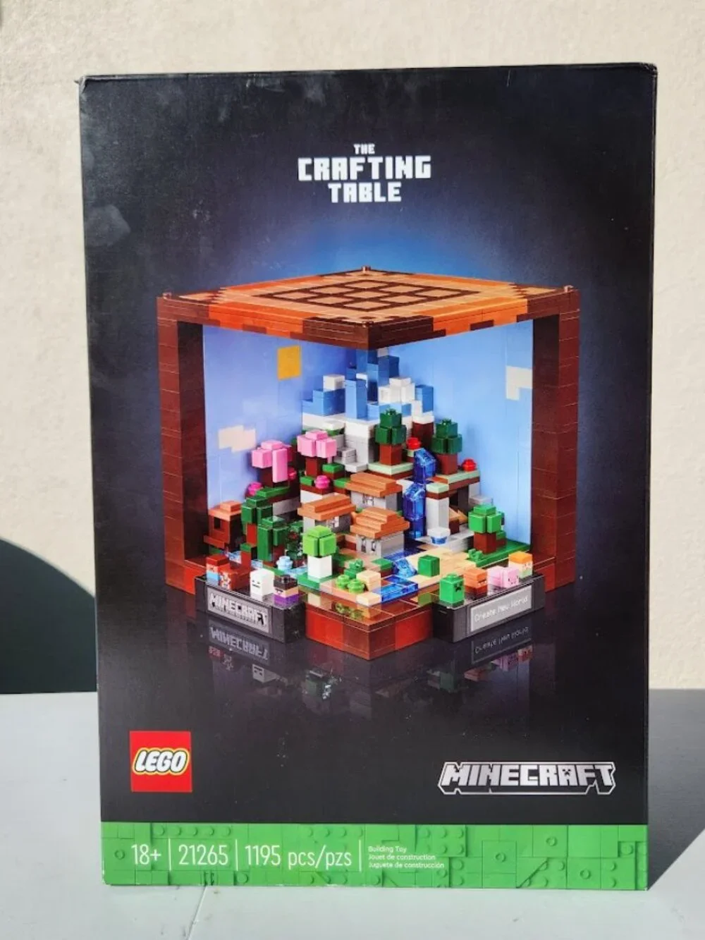 New LEGO Minecraft Crafting Table Toy Building Set 21265 Minecraft Figures, Mobs